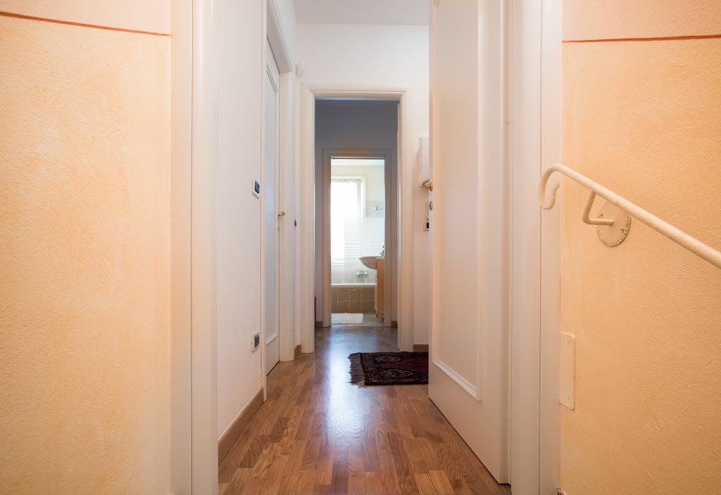 פואניאגו B&B La Petite Maison מראה חיצוני תמונה